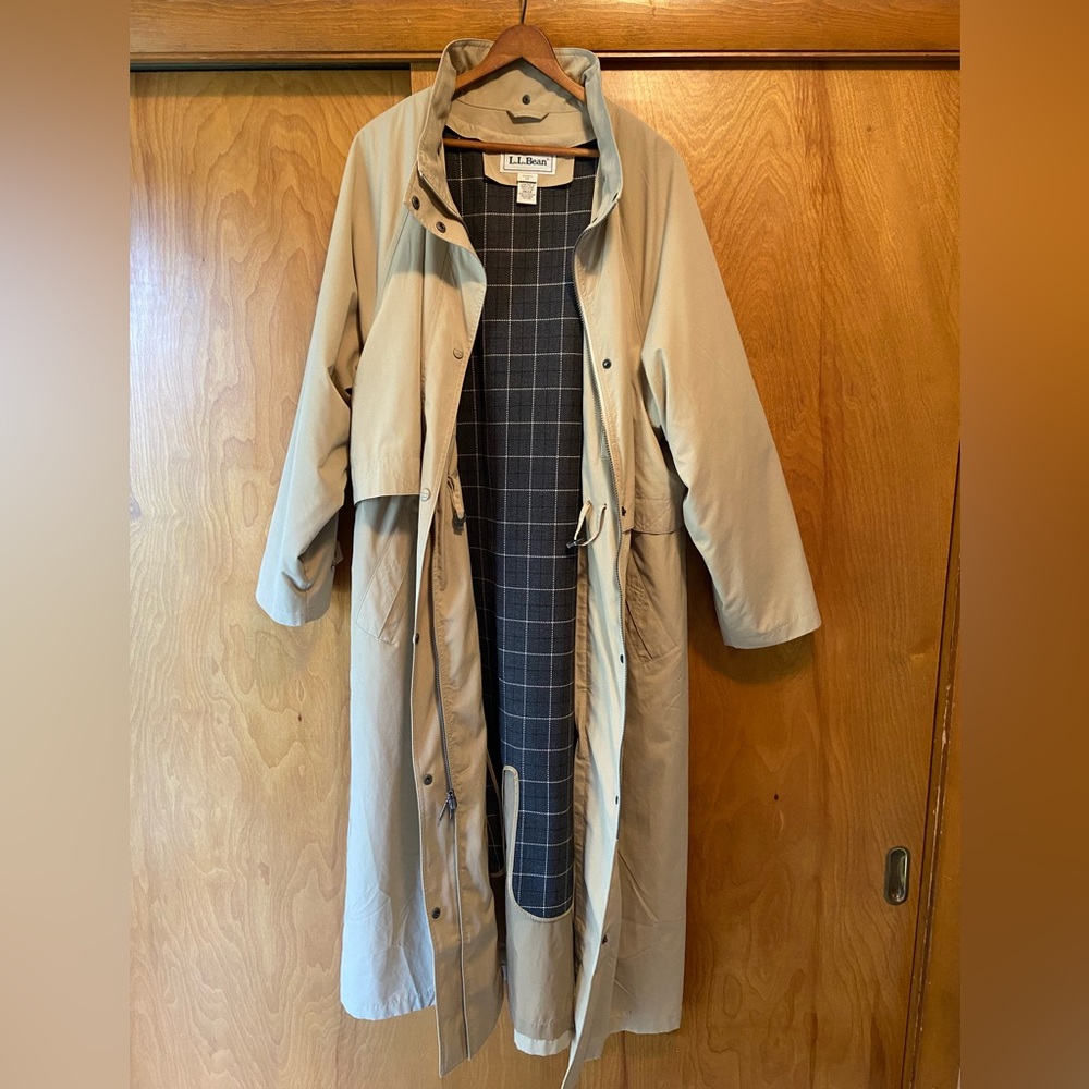 L.L. Bean Ladies Full Length Trench-Style All Weather Coat - 2X